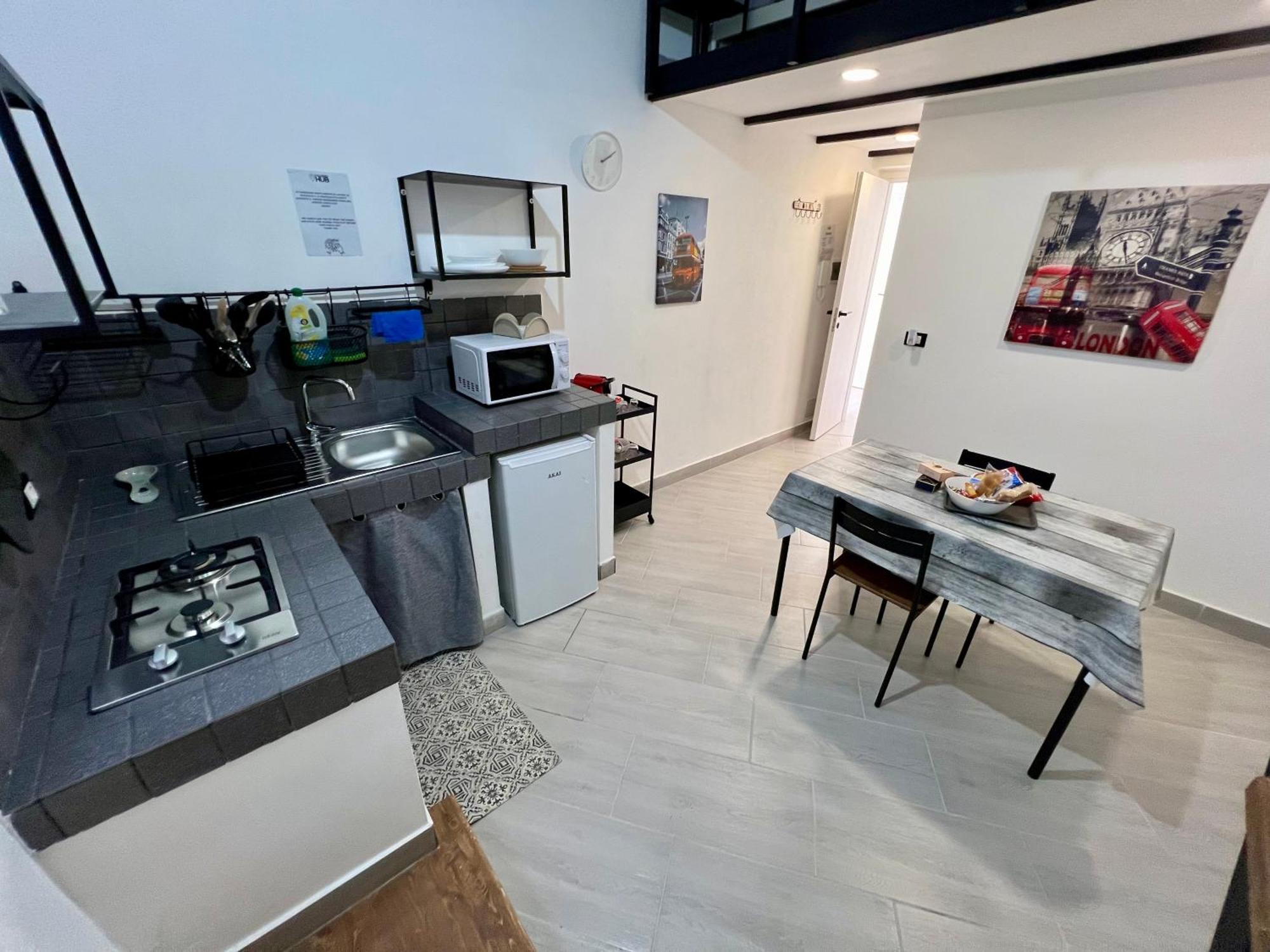 Palermo Hub Apartment Bagian luar foto