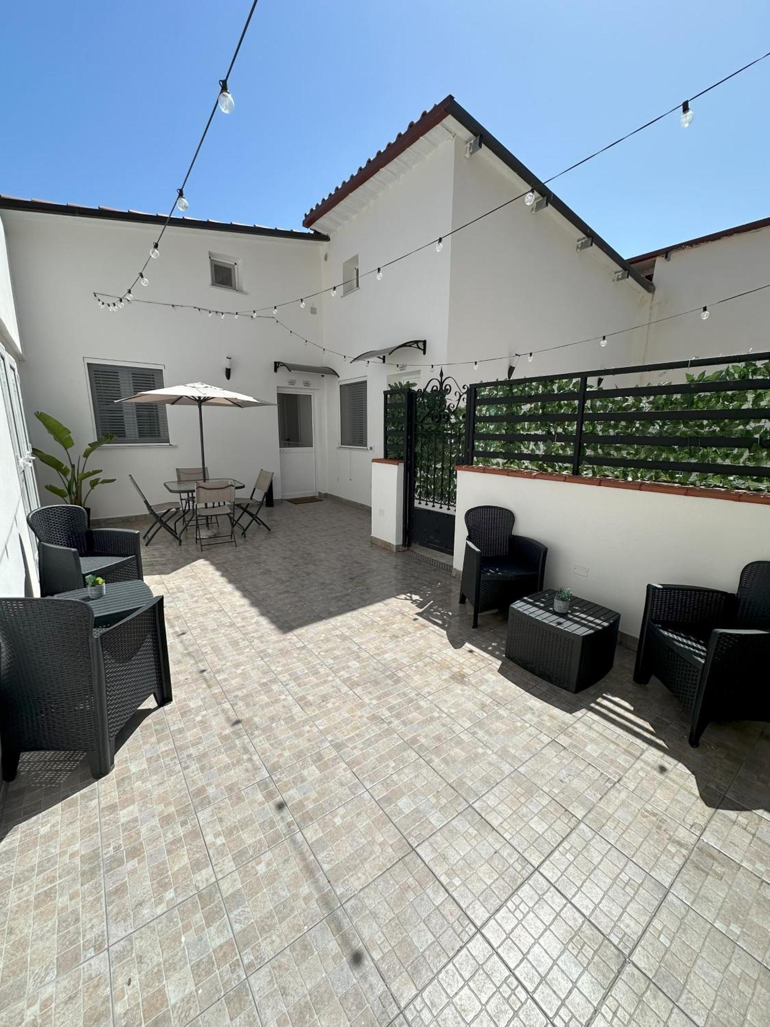 Palermo Hub Apartment Bagian luar foto